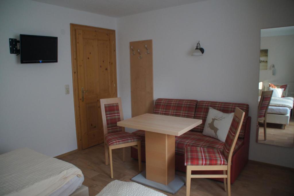 Appartment Sarlo St Anton am Arlberg Værelse billede